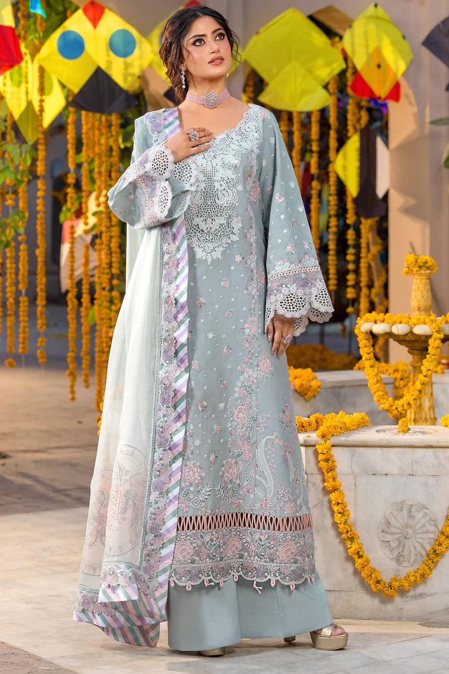 5921-DEW Motifs EMBROIDERED LAWN UNSTITCHED
