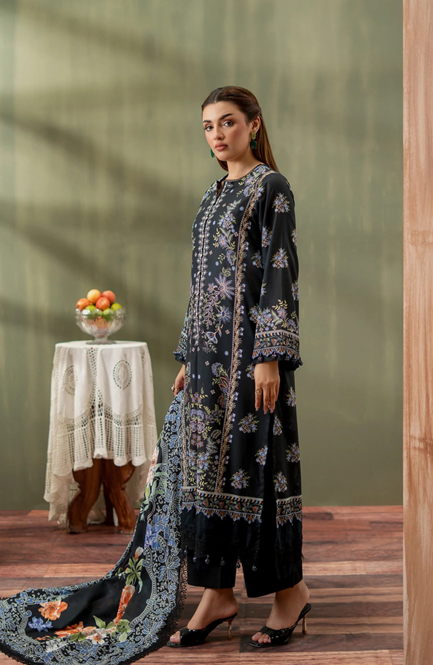 Mausummery Digital Printed Lawn Unstitched 3 Piece Suit - 08 Gul e nargis - MU25SPN - Black - Spring Summer Collection