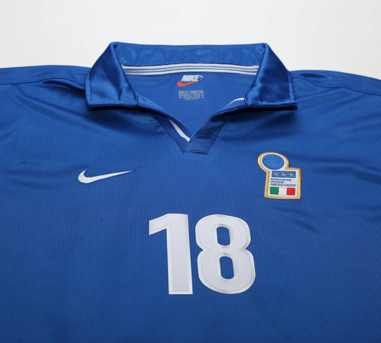 1998/99 BAGGIO .R #18 Italy Vintage Nike Home Football Shirt (XL) WC 98