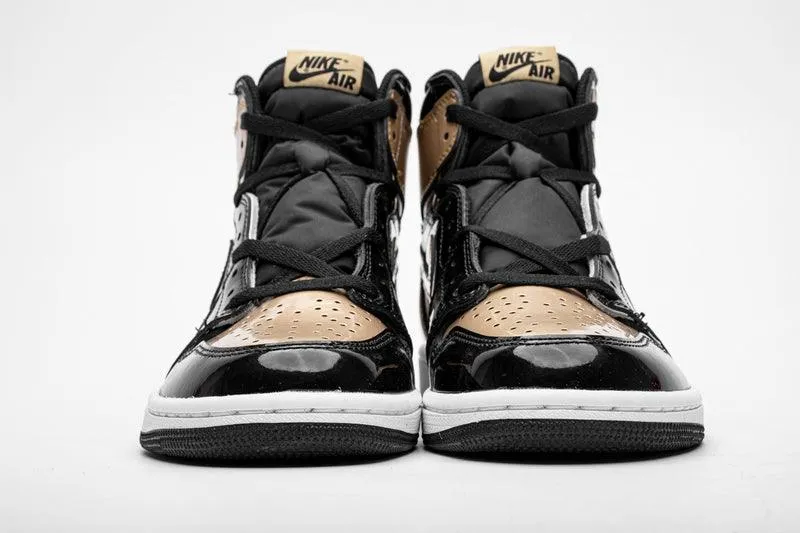 AIR JORDAN 1 HIGH OG " GOLD TOE "