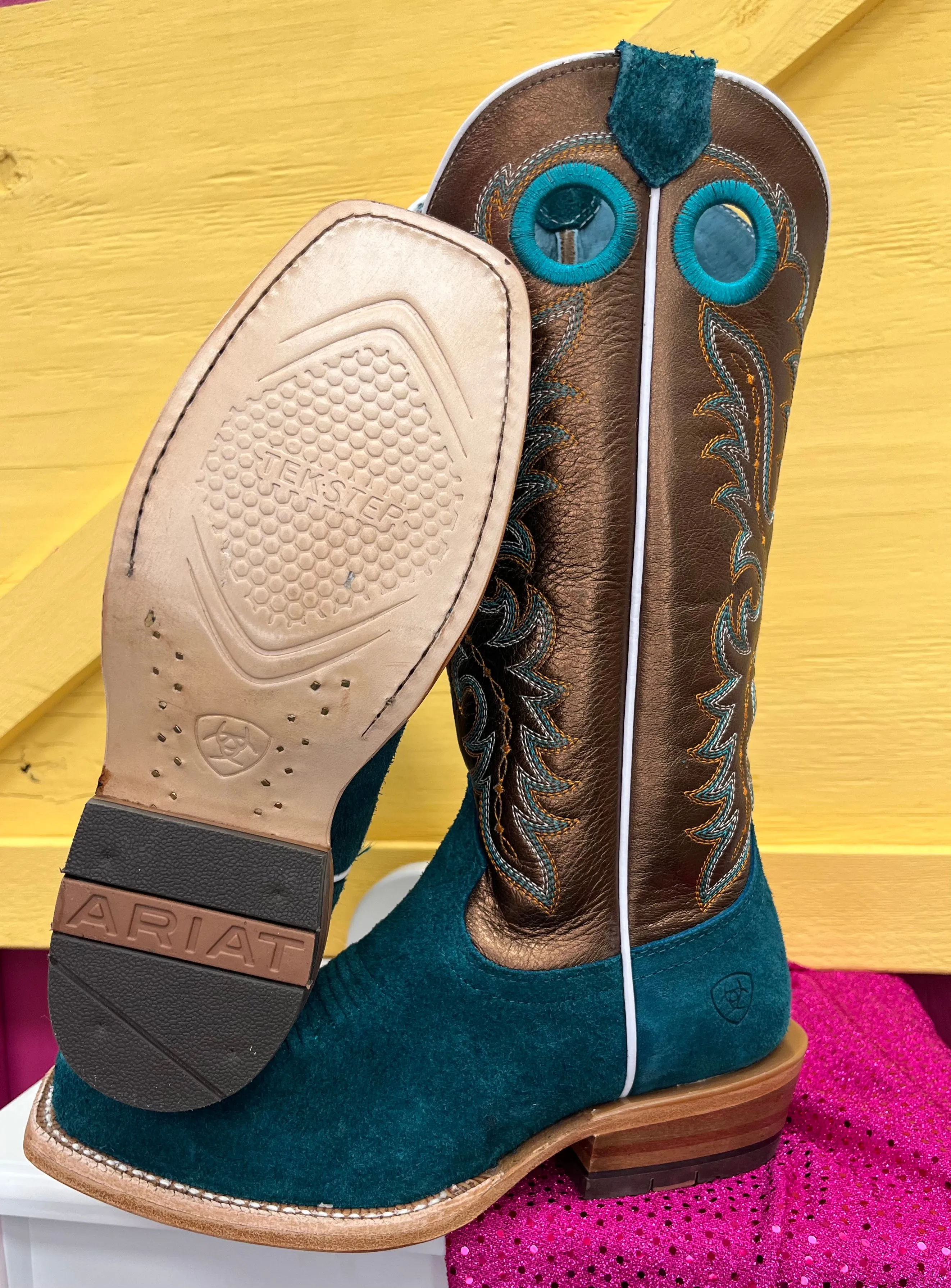 Ariat Women's Futurity Boon Ancient Turquoise Roughout Cowgirl Boots 10044399