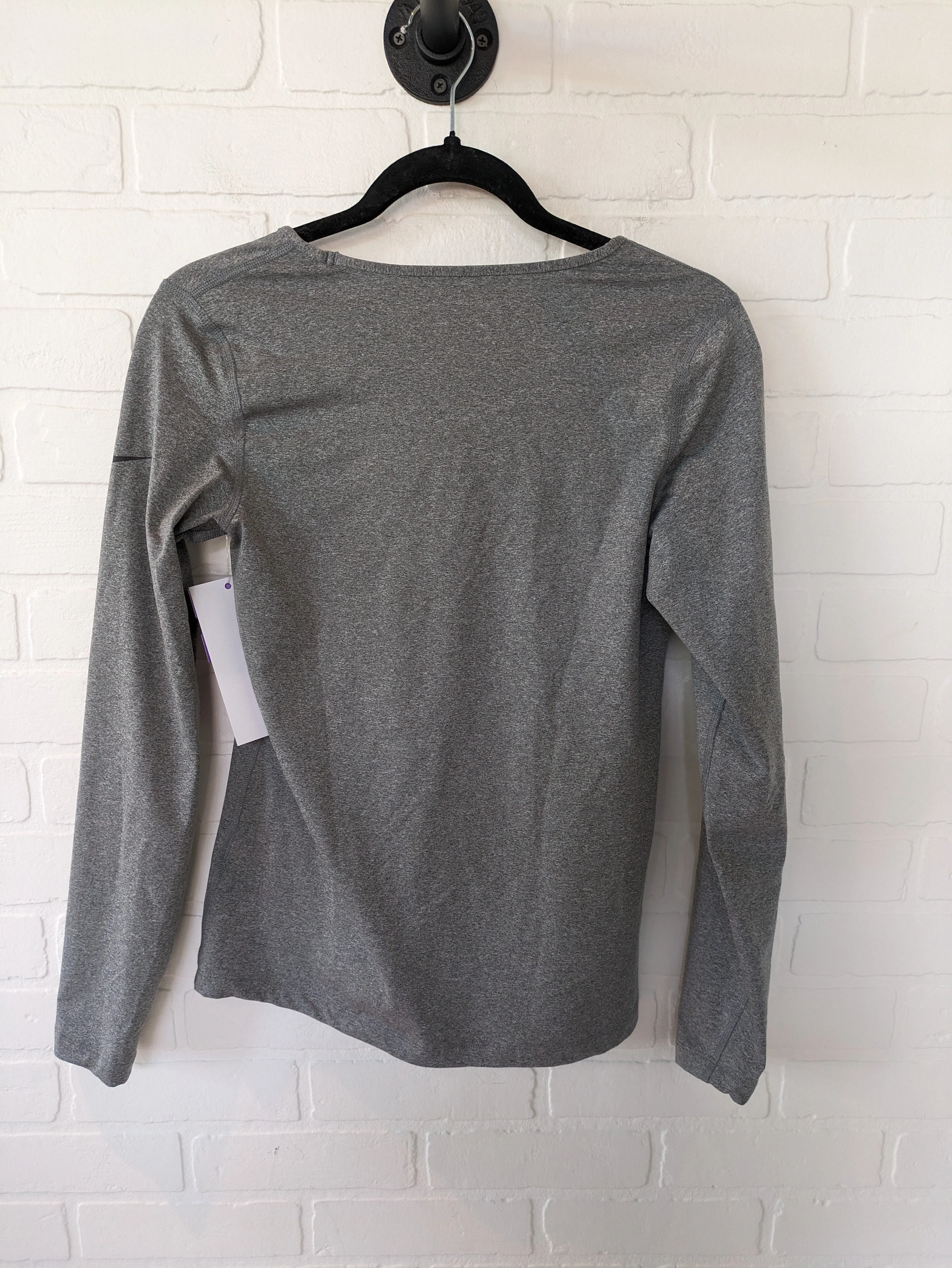 Athletic Top Long Sleeve Crewneck By Nike  Size: S