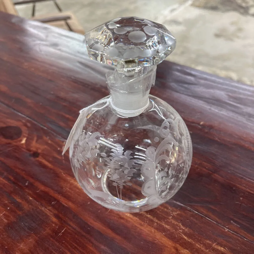 BACCARAT STYLE DECANTER W/STOPPER