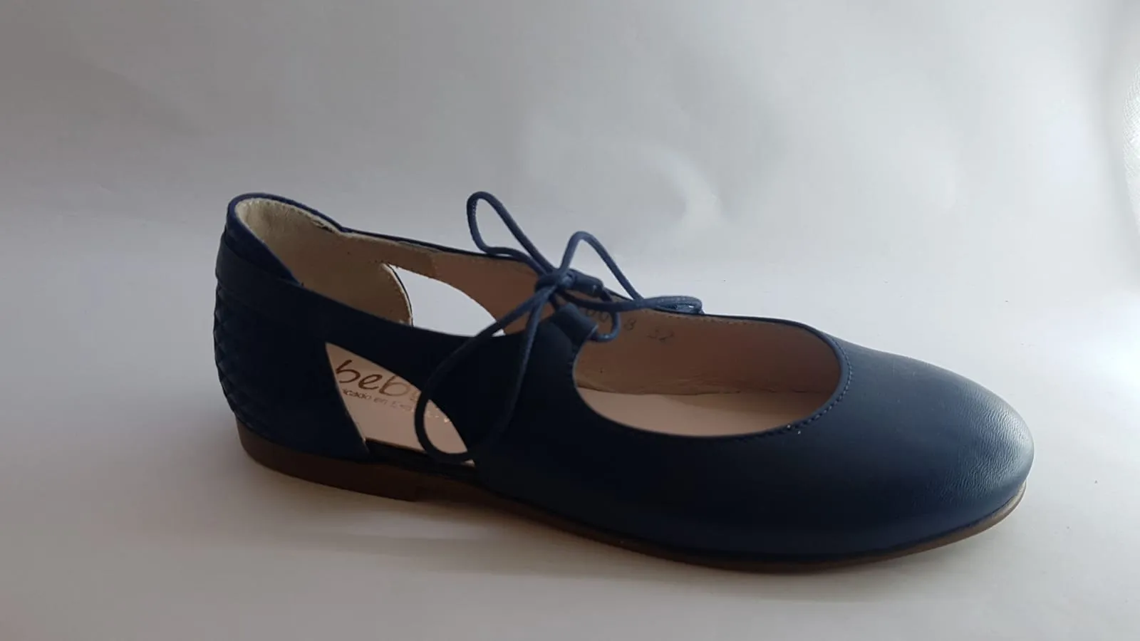 Beberlis Blue Leather Tie Girls shoes