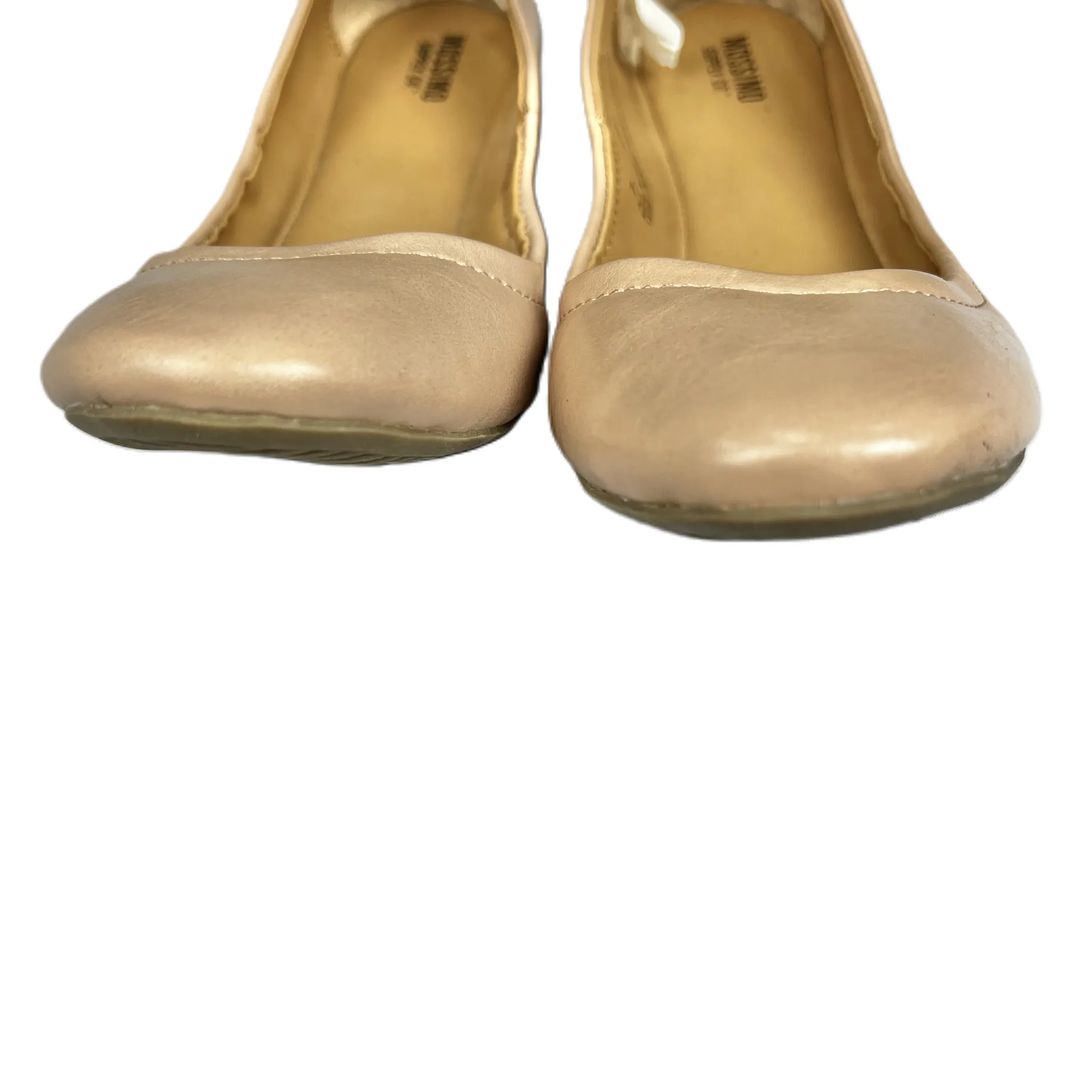 Beige Shoes Flats By Mossimo, Size: 7