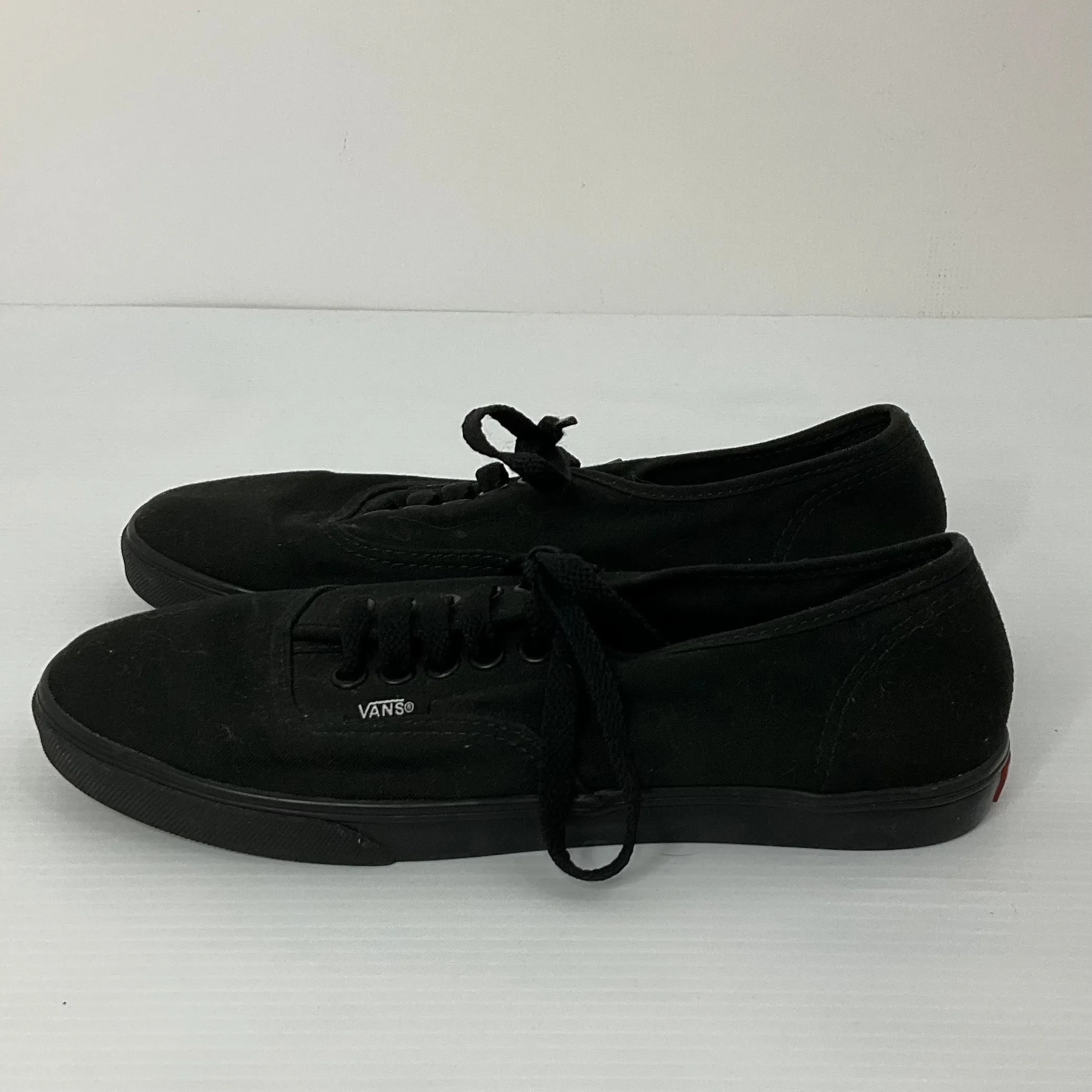 Black Shoes Sneakers Vans, Size 6.5