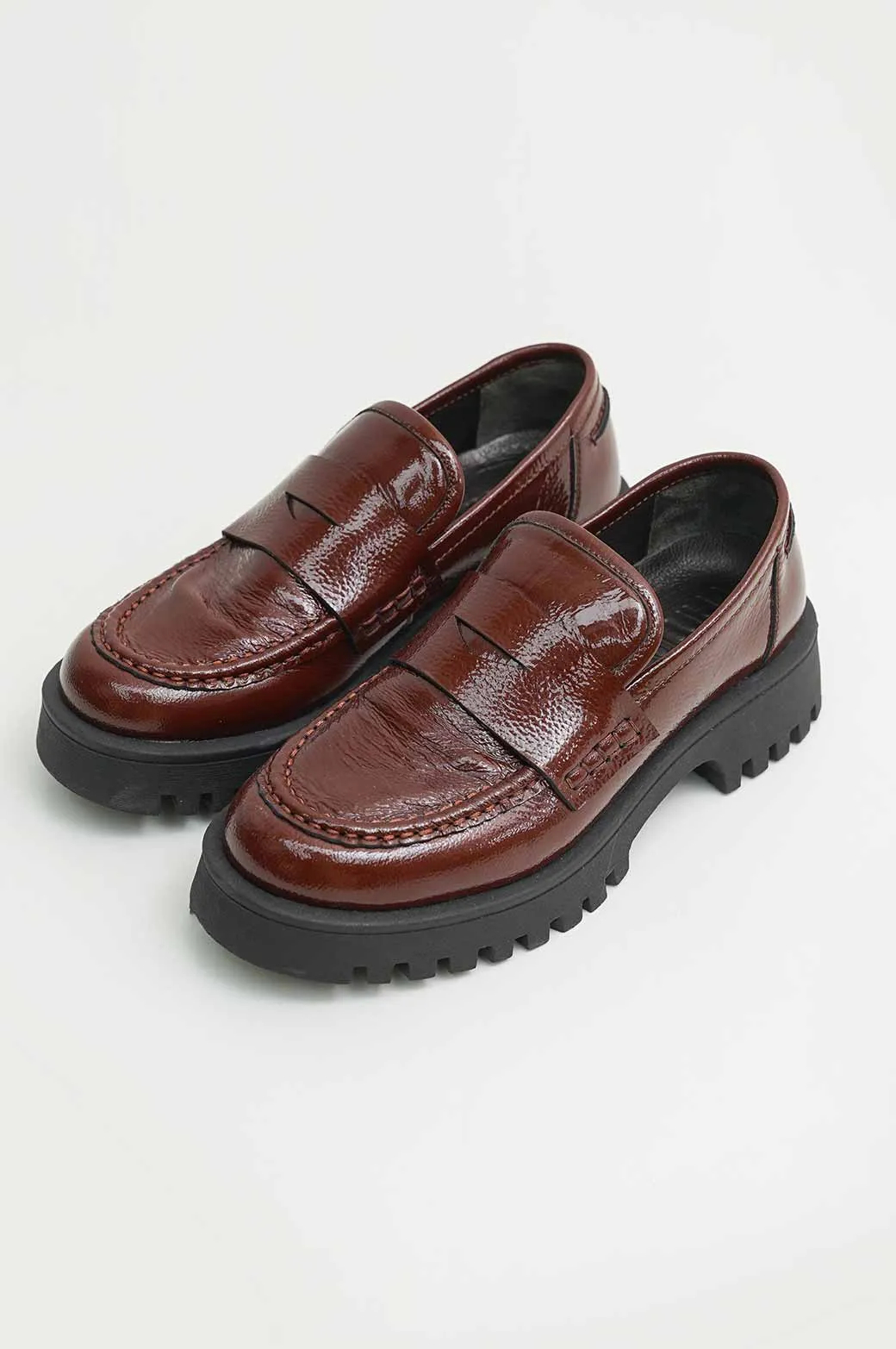 CHUNKY PATENT LOAFERS