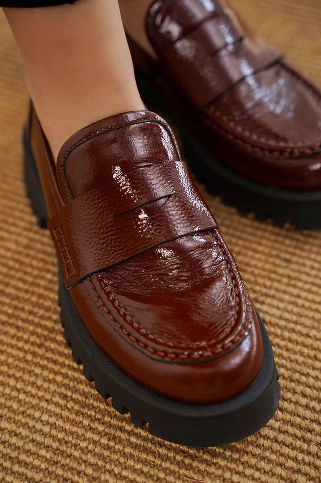 CHUNKY PATENT LOAFERS