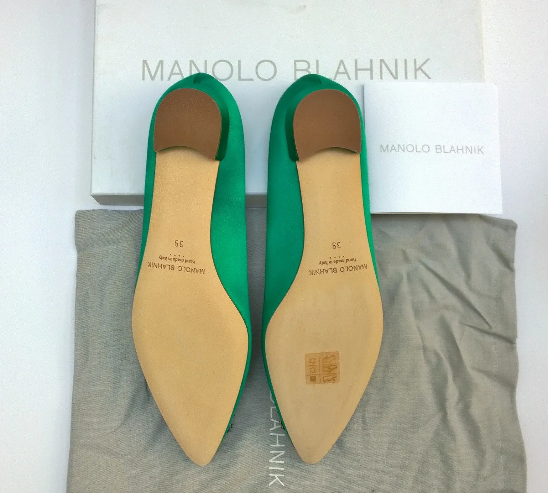 Manolo Blahnik Hangisi Flats in Bright Green Satin Rhinestone Buckle Shoes Strass